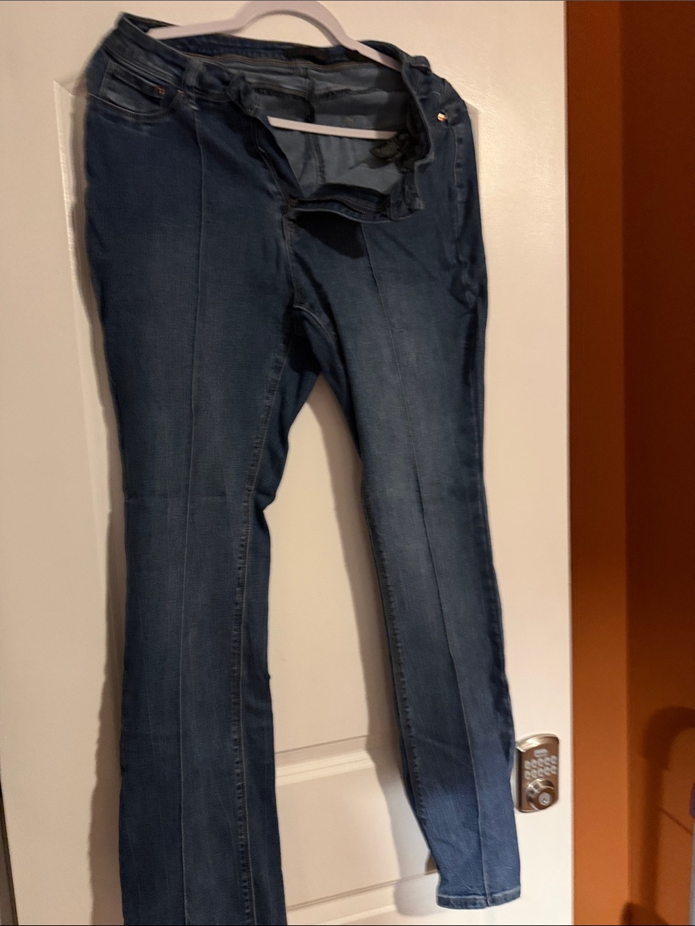 Dark Blue straight -Leg Jeans